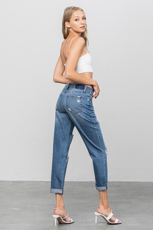 DISTRESSED PREMIUM BOYFRIEND JEANS - Always24