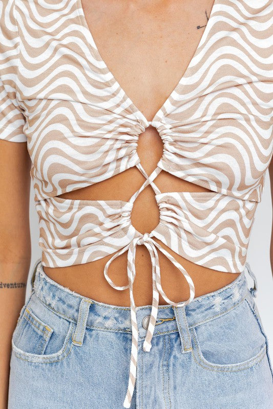 Short Sleeve Front Criss Cross Print Knit Top - Always24
