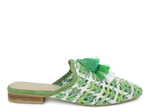 Always24 WOVEN FLAT MULES WITH TASSELS - Always24