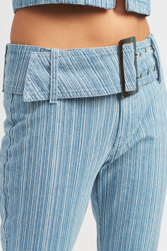 LOW RISE FLARED JEANS - Always24