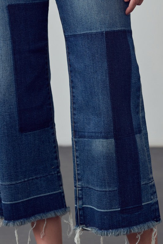 MID-RISE CROP FLARE JEANS - Always24