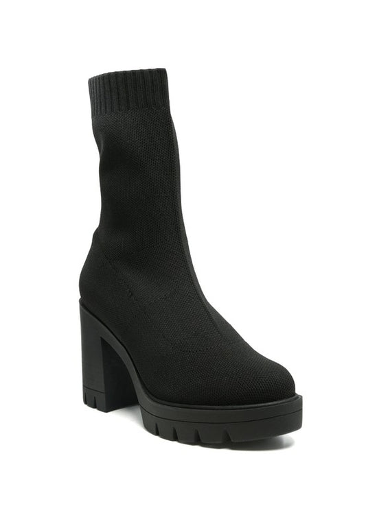 Knitted Block Heeled Boots - Warm & Stylish Footwear for Winter - StepOut