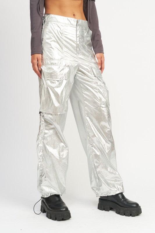METALLIC CARGO PANTS - Always24